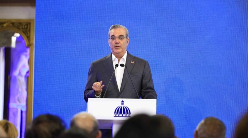 Abinader liderará una reunión con expresidentes