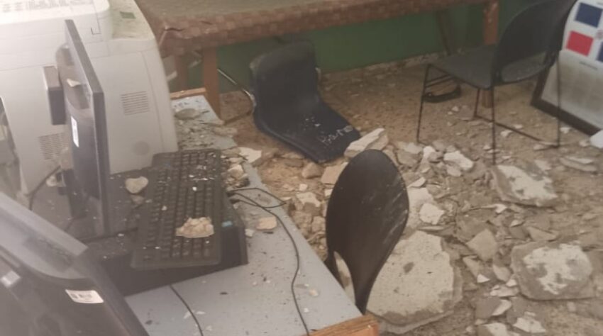 Colapso parcial del techo en la escuela