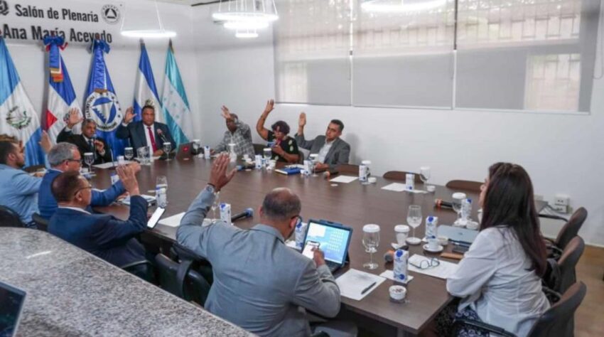 Costo del Parlacen de RD$662 MM en cuatro años