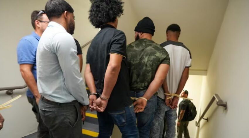 Gobernadora de Puerto Rico acusada de traicionar dominicanos inmigrantes