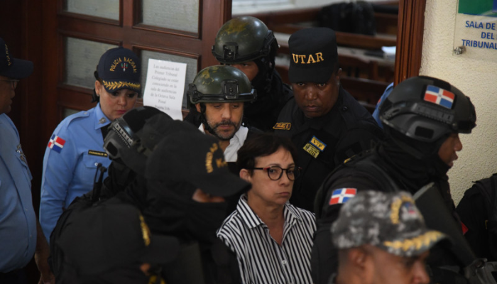 Hermanos Espaillat deberán firmar libro de registro