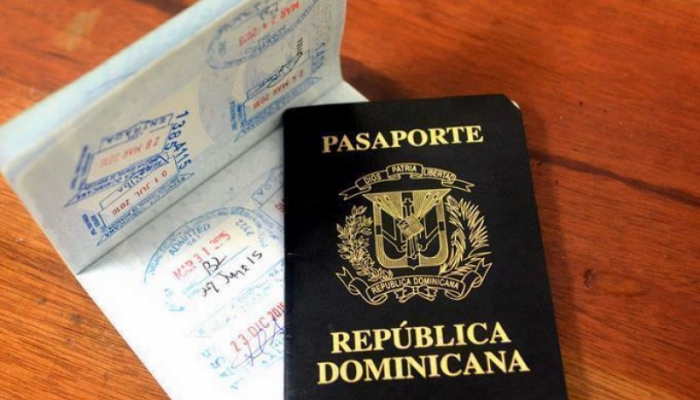Nueva Tasa de $250 para Visas de Trabajo y Viaje a EE.UU.