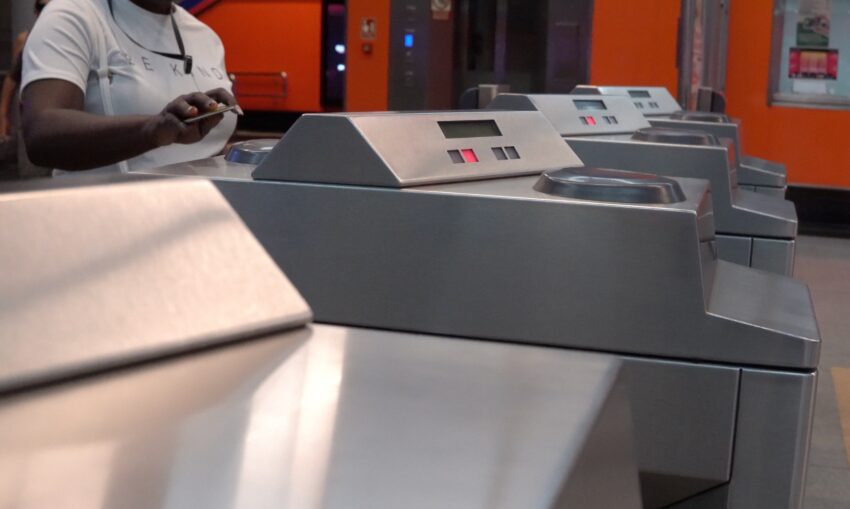 La Tarifa del Metro de Santo Domingo: Un Déficit Vivo