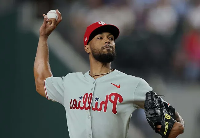 Cristopher Sánchez suma 50.2 innings sin carrera y se lleva ovación